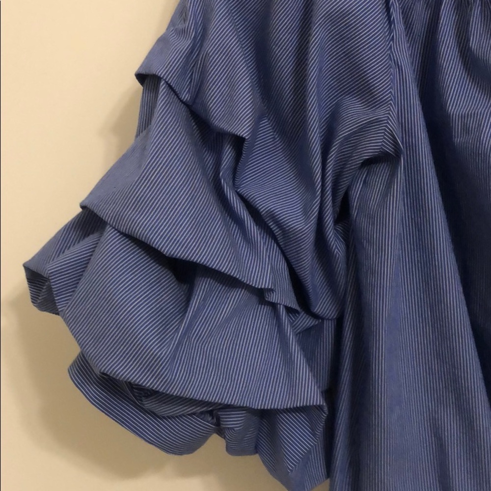 Blue and white striped top with puffed sleeves - Picture 3 of 6